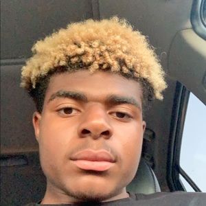 Meet your Posher, Cameron